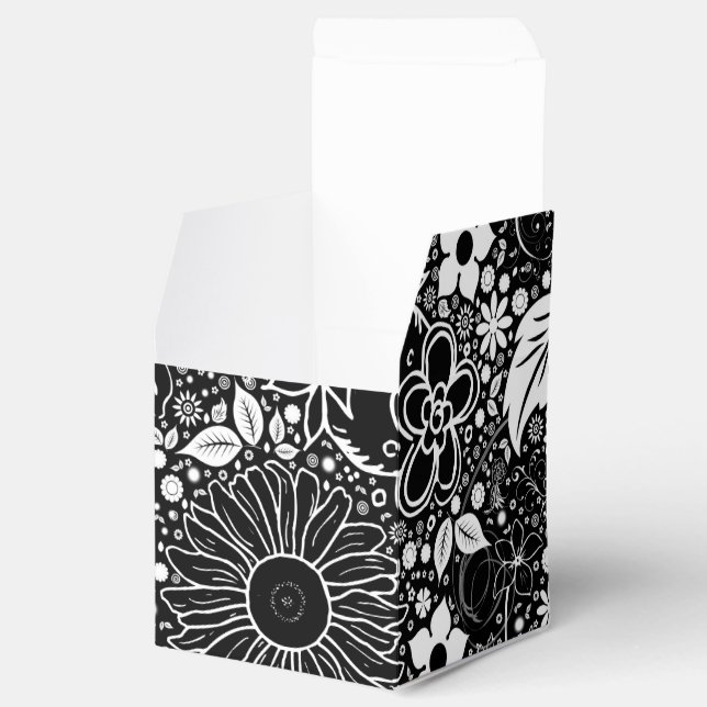 Botaniska beauties Black Square Favor Box Presentaskar (Öppnad)