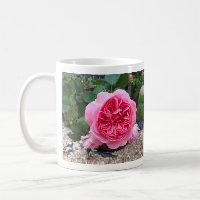 Botaniska trädgårdsmästare i rosa ros Blommigt Mug Kaffemugg (Vänster)