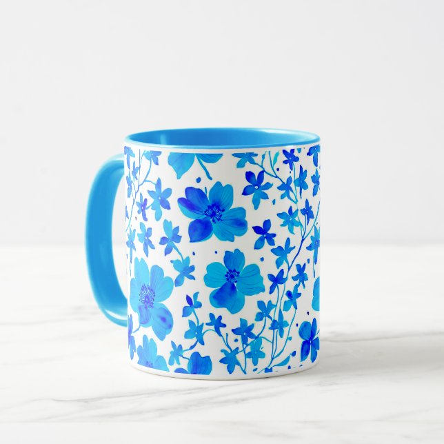 Botaniskt blommotiv i djupblått och vitt  mugg (Framsida vänster)
