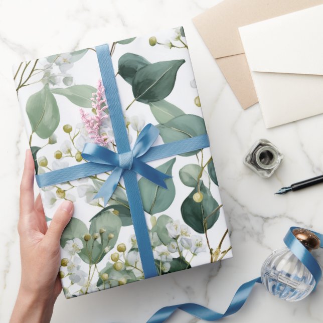 Botaniskt grönt eukalyptus vitt blommönster presentpapper (Gifting)