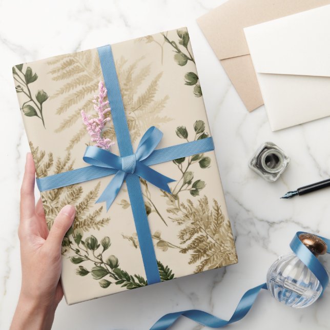 Botaniskt grönt ormbunks beige blommönster presentpapper (Gifting)