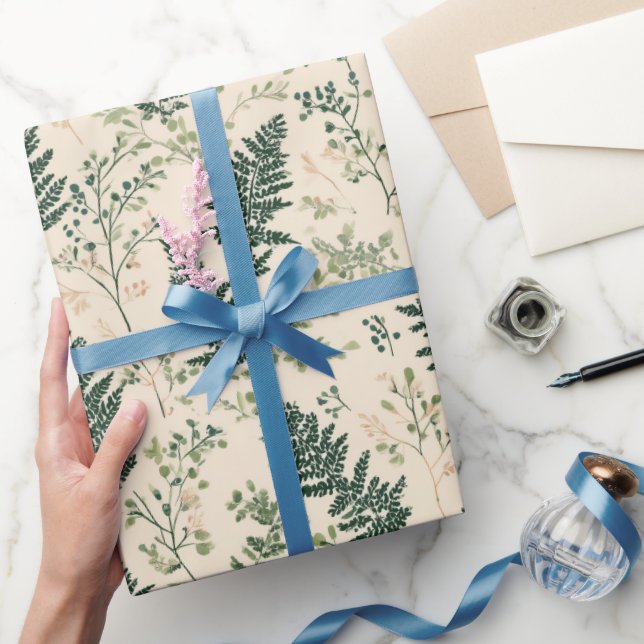 Botaniskt grönt ormbunks beige blommönster presentpapper (Gifting)