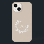Botaniskt monogram initial Neutralt Beige Tan Taup<br><div class="desc">En hand plockade-begynnande andedräkt av löv och lagrar omger ditt monogram eller ditt initiala. Den minsta illustrationen av blommigten är perfekt för en rustik eller ett lantbruk. Klicka på knappen Anpassa om du vill ändra bakgrunden färg eller lägga till mer text.</div>
