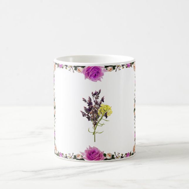 Botaniskt utkast av lavender & Gult Wildblome Kaffemugg (Center)