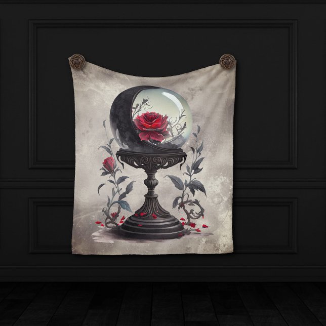 Boudoir | Crystal Boll Crescent Måne Röd ros Fleecefilt (Skapare uppladdad)