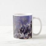 Boulevard des Capucines av Claude Monet, konst Kaffemugg<br><div class="desc">Boulevard des Capucines (1873) av Claude Monet är en vintage bra-bild av cityscape-målning med en gata i Paris, Frankrike. Boulevard des Capucines är en av de fyra "grands boulevards" i Paris, en boulevardkedja som går i öster-väster som även omfattar Boulevard de la Madeleine, Boulevard des Italiens och Boulevard Montmartre. Om...</div>