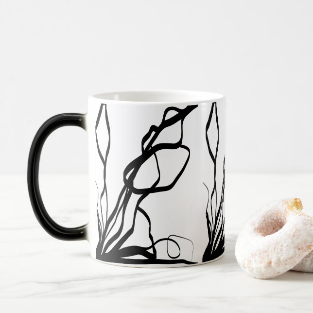 Bouquet Blanc: Abstrakt White & Black Magisk Mugg (Med munk)