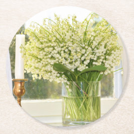 Bouquet vår blommor lilies i dalen underlägg papper rund