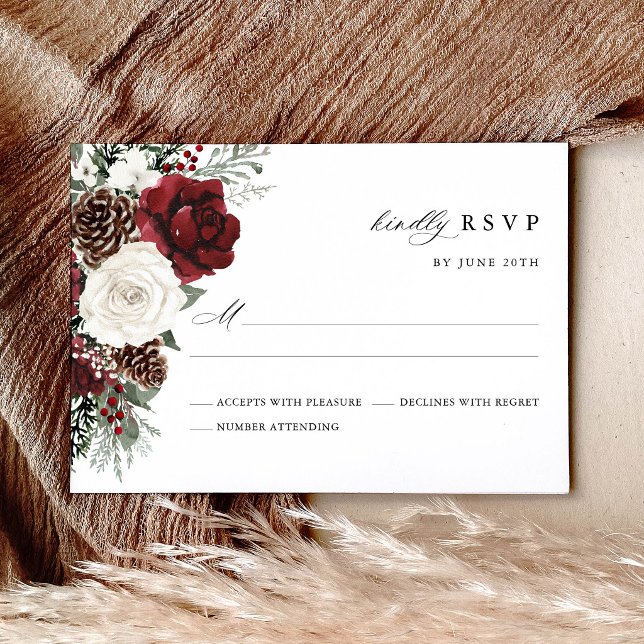 Bourgogne Vinterblommig Bröllop RSVP-kort OSA Kort (Burgundy winter floral wedding RSVP card, pinecone ivory rustic elegant response card)