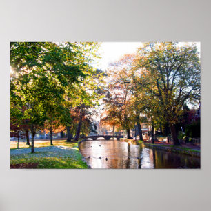 Bourton på Vatten Autumn Träd Cotswments UK Poster