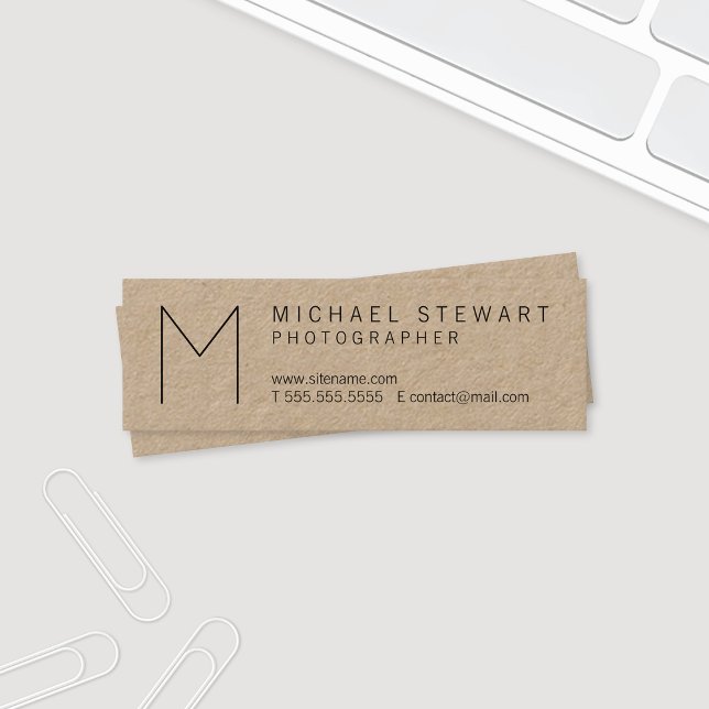 Boutique Minimalist Monogram Kraft Papper Mini Visitkort (Skapare uppladdad)
