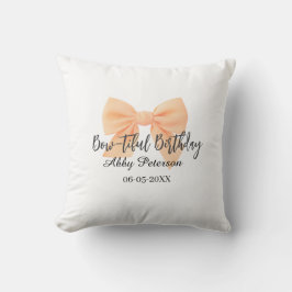 Bow-tiful birthday orange bow name date simple pas kudde