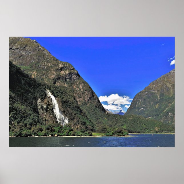 Bowen Falls Poster (Framsidan)