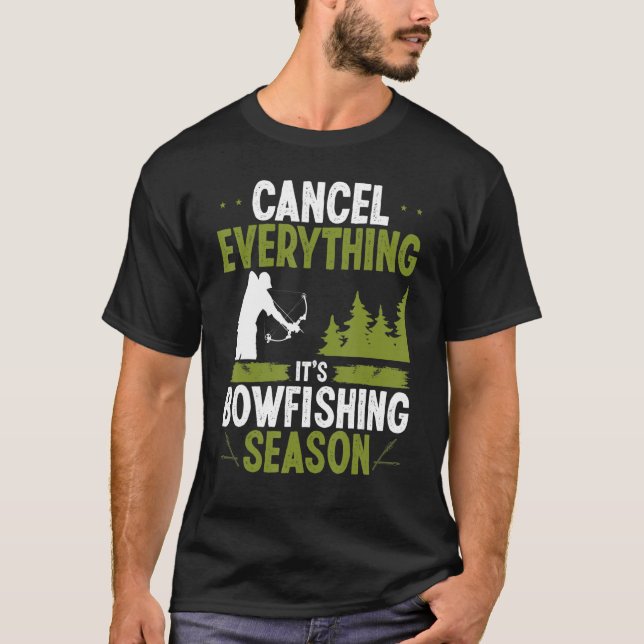Bowfishing Season Airboat Fisherman Bow Hunter Bow T Shirt (Framsida)