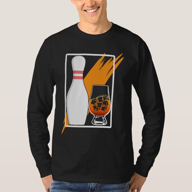 Bowl Pin and Whiskey Weekend T Shirt (Framsida)