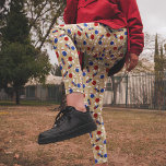 Bowling Ball, Stift och Shoes Patterned Leggings<br><div class="desc">De här benen är perfekter för att bära på dig nästa resa till bowlinghallen. De är mönstrade med exempel på bowlingbollar,  bowlingskor och stift. De röda,  vita och blå bilderna ställs in mot en ljusstrimlad bakgrund.</div>