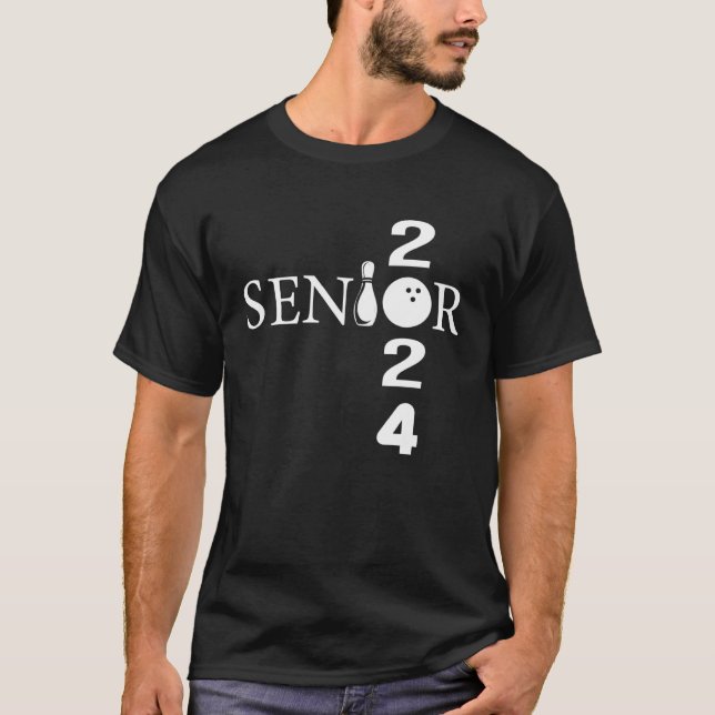 bowling Class of 2024 Senior Boys Girls Seniors T Shirt (Framsida)