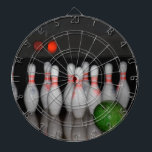 Bowling Dartboard Darttavla<br><div class="desc">Ett ritbord med foto av bowling stift. Om man tror att kostnaderna och transporterna är för mycket att betala. Gå med Zazzle Black vid kassan för att få obegränsad gratis frakt,  stora rabatter och underbara exklusiver hela året. Ett standardmedlemskap är $9, 99 varje år.</div>