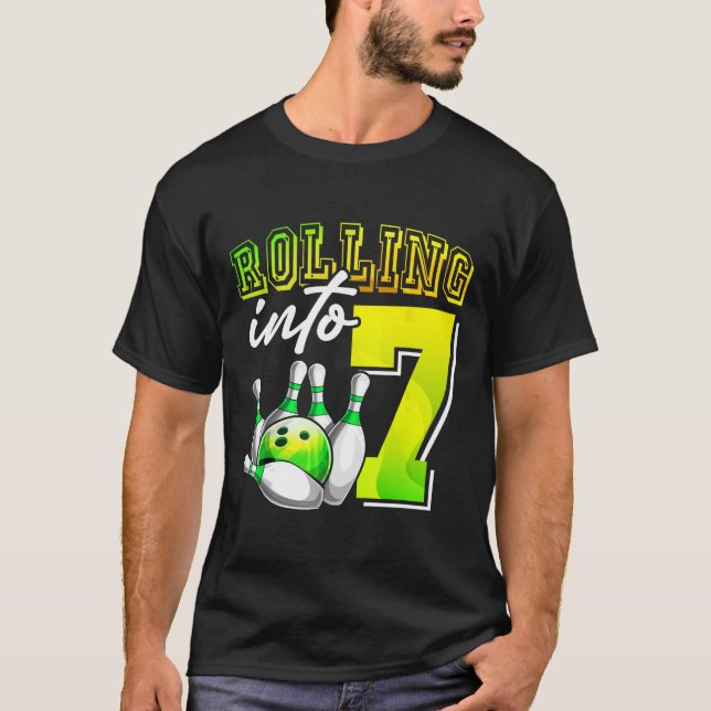 Bowling Party Rolling into 7 7:e Birthday Girls Bo T Shirt (Framsida)