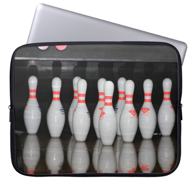 Bowling Pin Neoprene Laptop sleeve 15 tum (Framsidan)