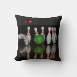 Bowling Pin Pillow Kudde