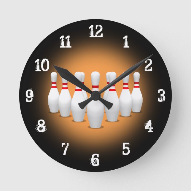 Bowling Stift: Wall Clock Rund Klocka (Framsida)