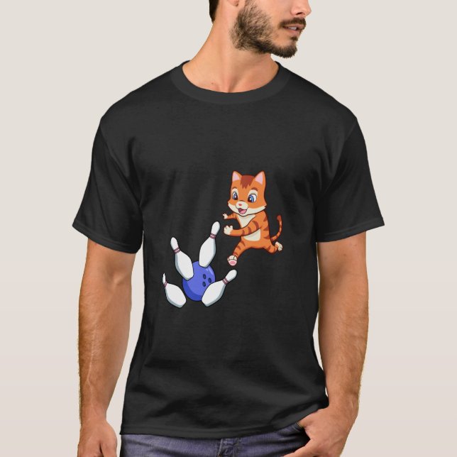 Bowlingkatt som slår ner käglor t shirt (Framsida)