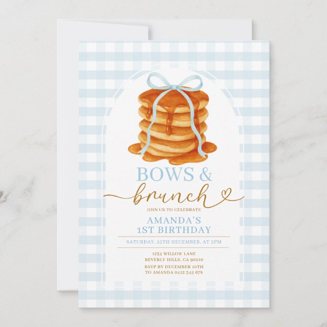 Bows och Brunch Pancake Blue 1 Birthday Gingham Inbjudningar (Framsida)