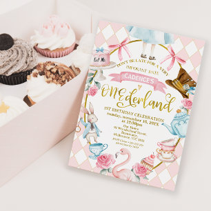 Bows Rosa Alice Onederland 1:a födelsedagsinbjudan Inbjudningar