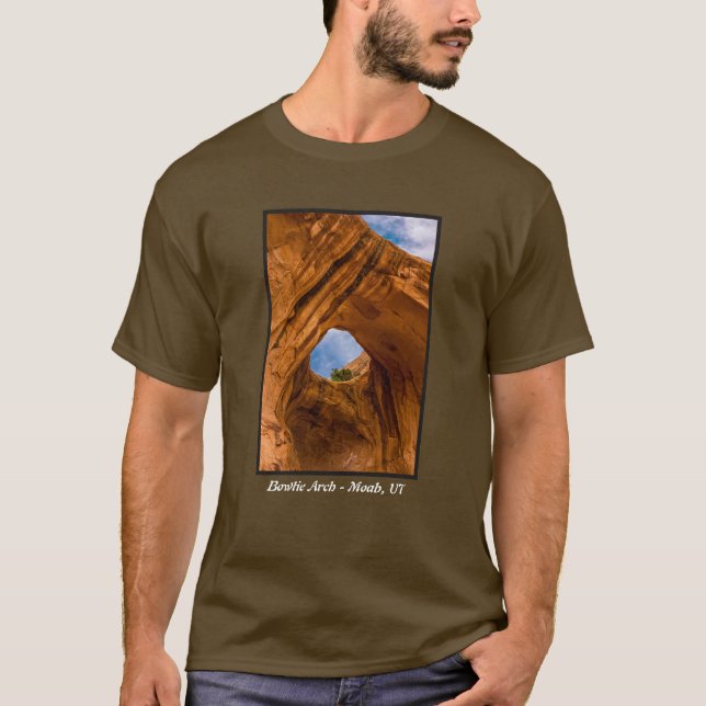 Bowtie ärke- Near bågenationalpark - Utah Tee Shirt (Framsida)