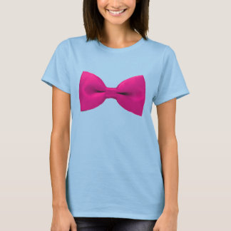 Bowtie Bikini på Rosa T-shirt
