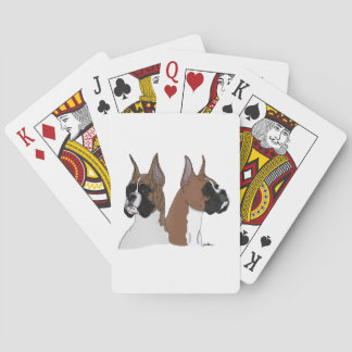 Boxarehund som leker kort casinokort