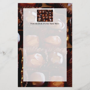 Boxas av choklader, frestande chokladgodis brevpapper