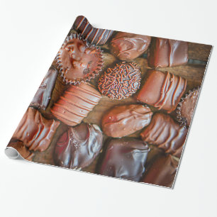 Boxas av chokladgodisar presentpapper