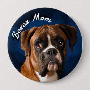 Boxer Mamma med blå bakgrundsknapp Knapp