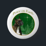 Boxer Peace Knapp<br><div class="desc">Fred på jorden. Visa din orsak till säsongen med Boxer i det här unika hund design som accentueras med grönt och guld. Underbart på ett dekorat,  hälsningskort eller klistermärke.</div>