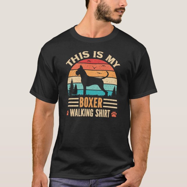 Boxer Walking Dad German Dog Walker Retro Sunset T Shirt (Framsida)