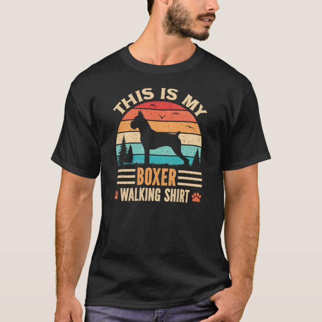 Boxer Walking Dad German Dog Walker Retro Sunset T Shirt (Framsida)