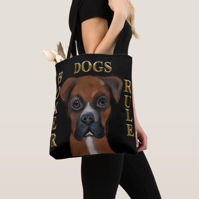 Boxerhund Tygkasse (Närbild)