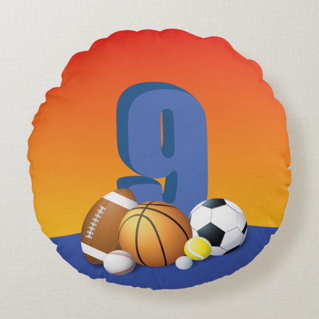 Boy 9th Birthday Sports Bollar Rund Kudde (Framsidan)