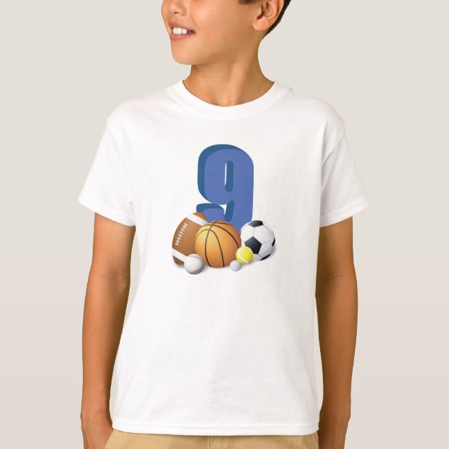 Boy 9th Birthday Sports Bollar T Shirt (Framsida)