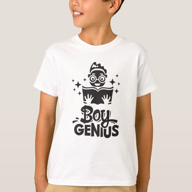 Boy Genius Back to school Kids Cute Quote T Shirt (Framsida)