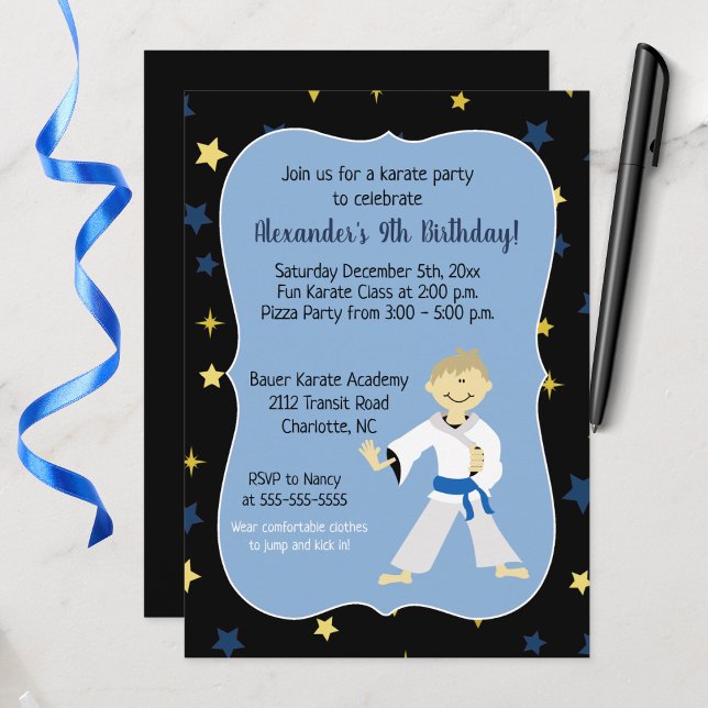 Boy Karate Birthday-inbjudningar Blue Bälte Inbjudningar (Karate Birthday Invitation for a Boy)