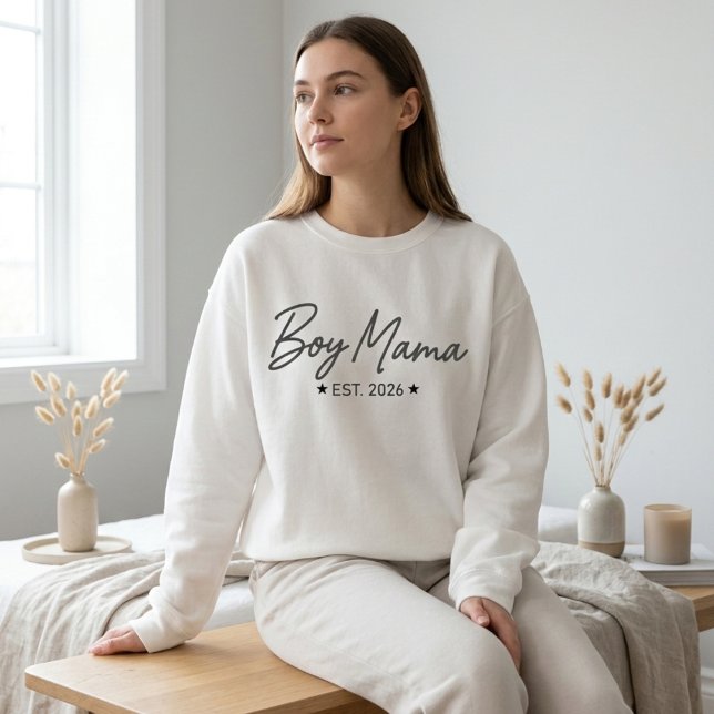 Boy Mama Script Est Year Elegant Motherhood Text T Shirt (Skapare uppladdad)