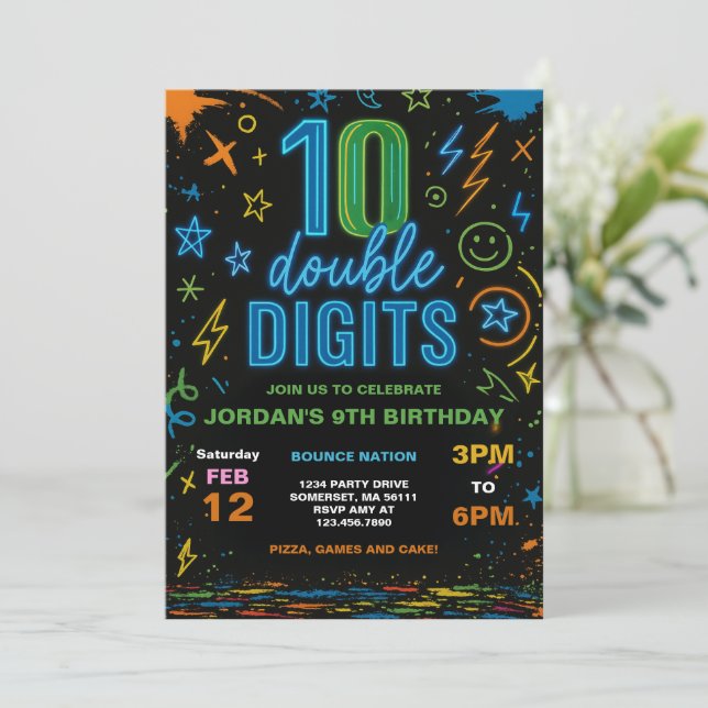 Boy Neon Dubbla Digits 10:e Födelsedagsfesten Inbjudningar (Stående Fram)