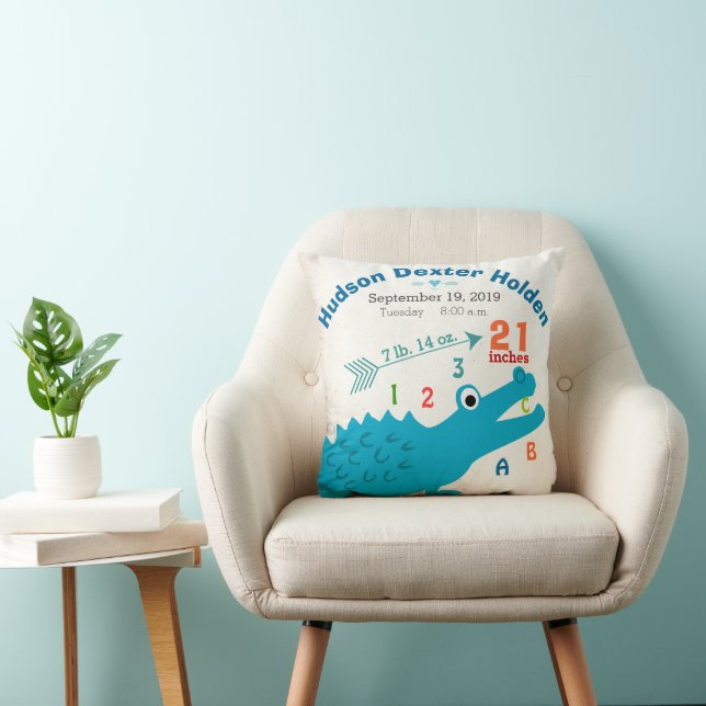 Boy Nursery Baby Birth Stat Alligator Cute Arrow Kudde (Stol)