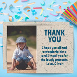 Boy Photo Modern Barn Birthday Tack Kort<br><div class="desc">Tack för ditt kort, Barn Modern Simple Birthday. Modern och enkel design. Ett underbart tack på födelsedagen för dina vänner och din familj - tack för dina gåvor, kort och önskemål. Lägg till fotot och anpassa kortet med ditt namn och din text. Underbart tack för att du fick kort för...</div>