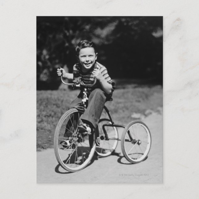 Boy Riding Tricycle Vykort (Framsida)