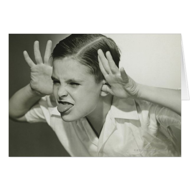 Boy Skapar Ansikte Hälsningskort (Framsidan Horizontal)