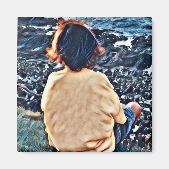 Boy Watching Sunset Magnet (Framsidan)